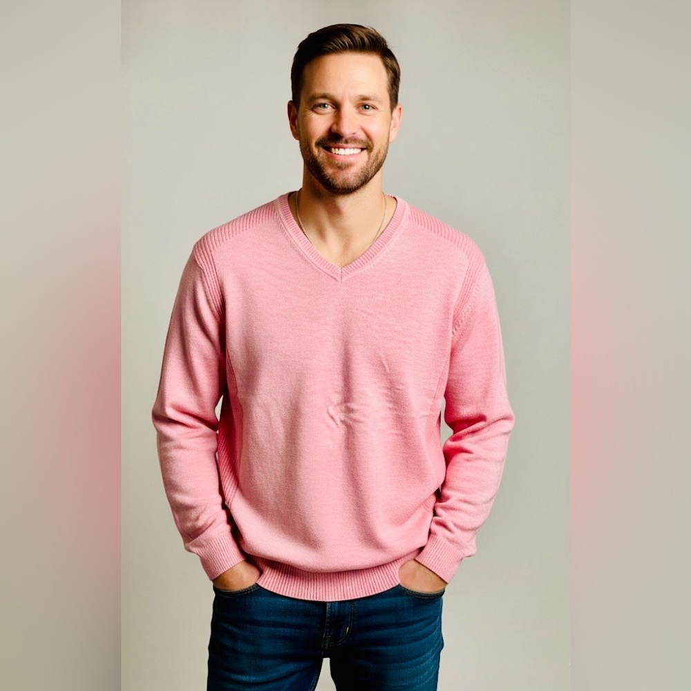 NWOT Roundtree & Yorke Ribbed V Neck Sweater
Cotton Salmon Pink Large